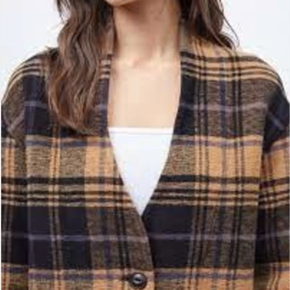 Tentree Plaid Fannel Cacoon Cardigan - Picture 2 of 9